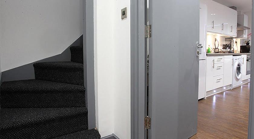 Lewis Apartment 1 Northern Quarter Sleeps Upto 4 Манчестър Екстериор снимка